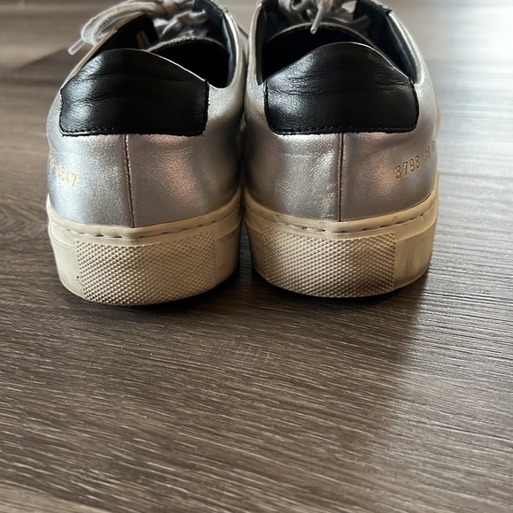 Common Projects Woman Silver Leather 38 - Picture 5 of 7